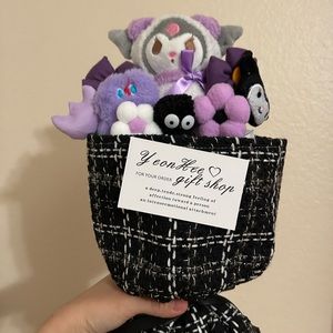 Sanrio Kuromi plush bouquet